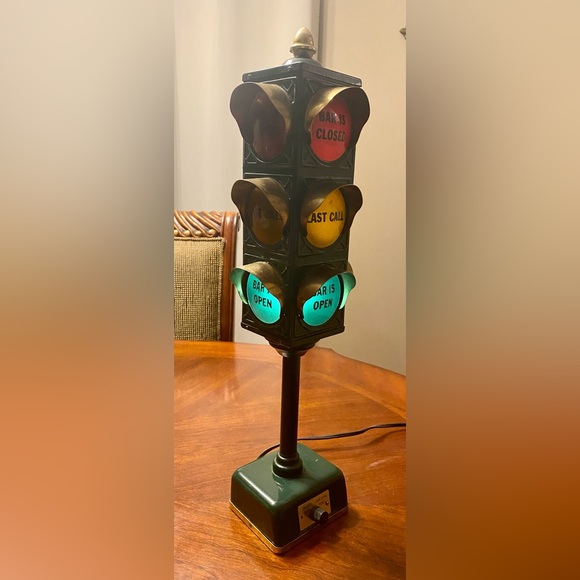 B&B Other - Vintage B&B Stop Light Bar Lamp